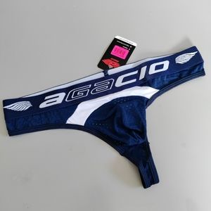 Agacio XL thong perforated navy white stripe